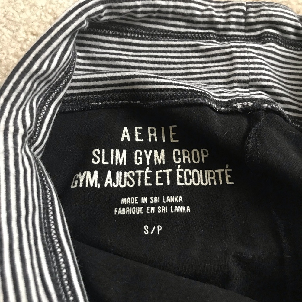 VINTAGE Aerie skinny gym yoga crop - Picture 2 of 4
